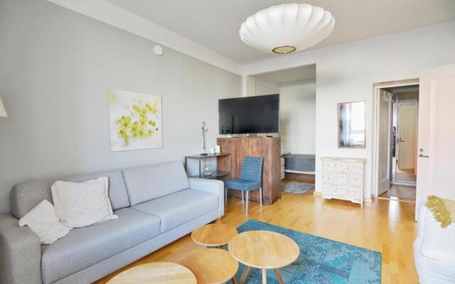 Self check-in: Kallio City apartment 50m2