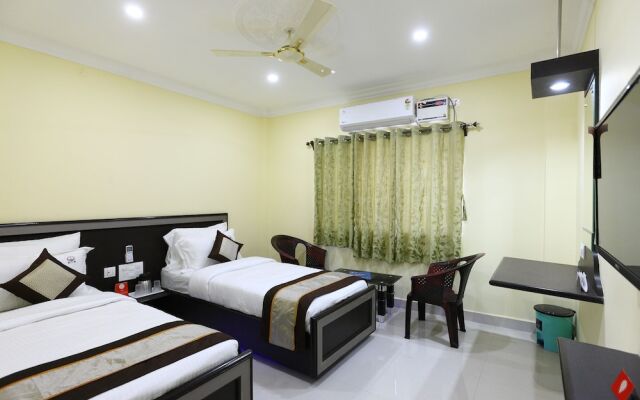 OYO 8266 Saibala Inn