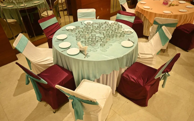 Hotel Regency Square