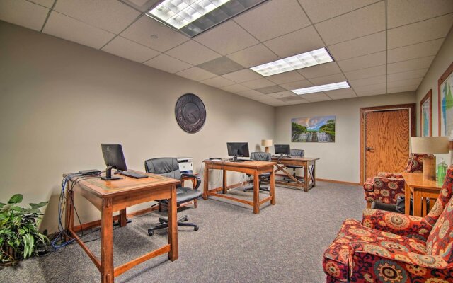 Updated Retreat w/ Golf Course & Wildlife Views!