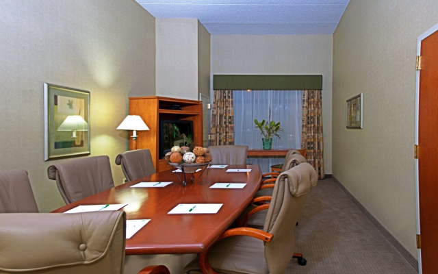 Holiday Inn & Suites Goodyear - West Phoenix Area by IHG