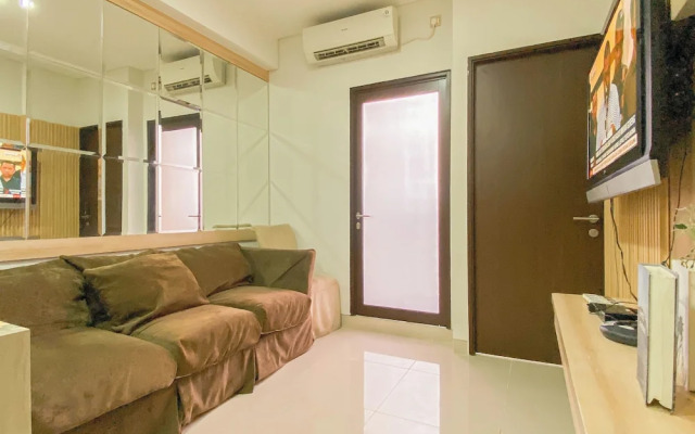 Modern Look 2BR Corner Transpark Cibubur Apartment