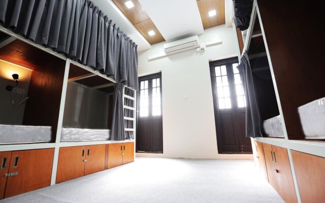 Little Yangon Hostel