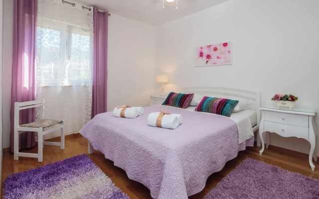Impeccable 3-bed House in Supetar