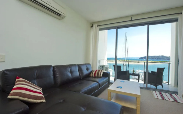 Blue on Blue Apartment 812