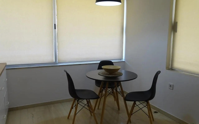 Zeus Bright & New Apartment - 25' walk to the Acropolis