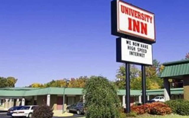 University Inn and Suites