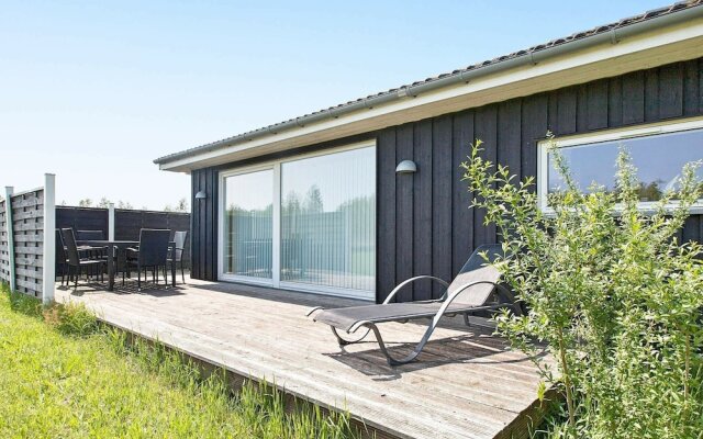Alluring Holiday Home in Rødby With Whirlpool