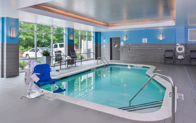Fairfield Inn & Suites by Marriott Raleigh Cary