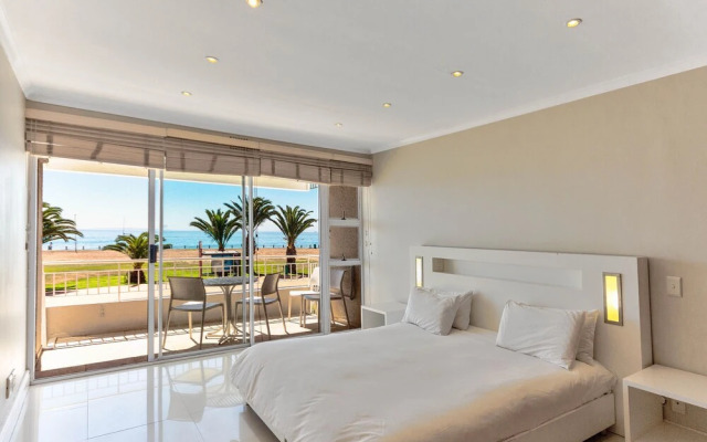 First Floor Apartment With Beautiful sea View