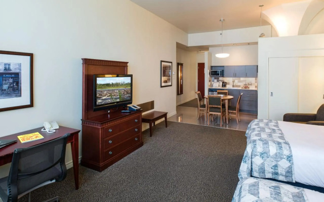 Le Square Phillips Hotel And Suites