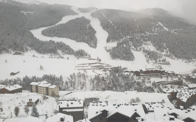 Ski Andorra Tarter Chalet Lodge