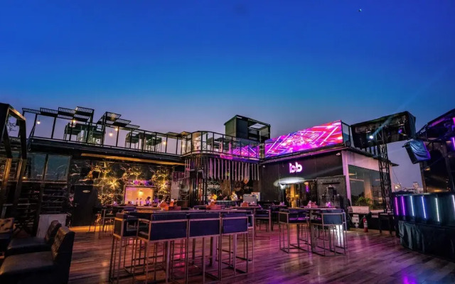 THE COURTYARD - Beyond Bar & Club