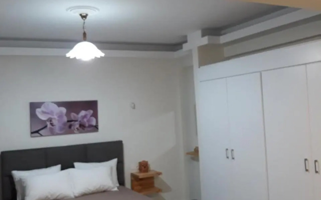 AS ALESIAS SUITES.Room 12.
