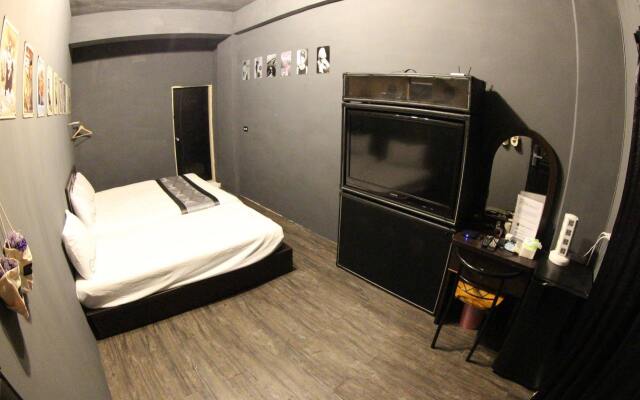 Time House Chain Hualien Train Station Hostel