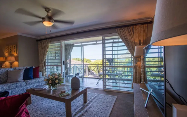 dk villas 1 Harbour View Hout Bay