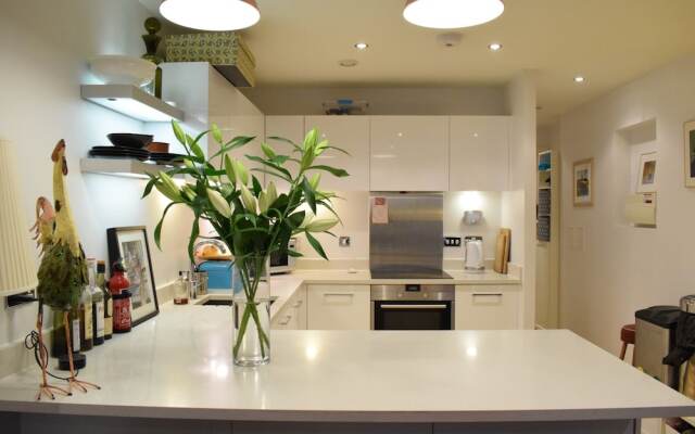 1 Bedroom Flat In Bethnal Green