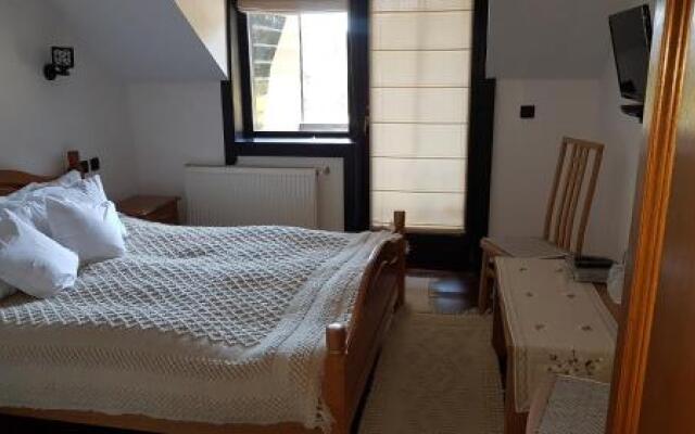 Pensiunea Maria-Bucovina