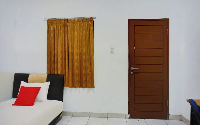 Super OYO Resident- K Syariah