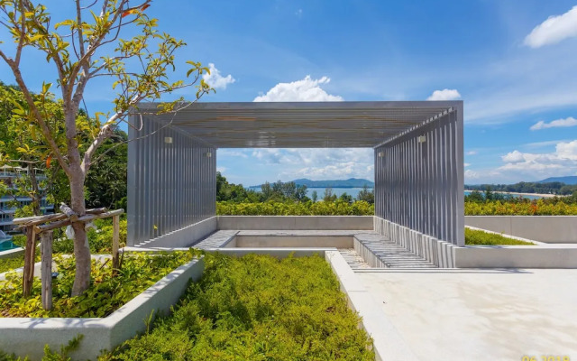 The Aristo Beach Studio by Holy Cow