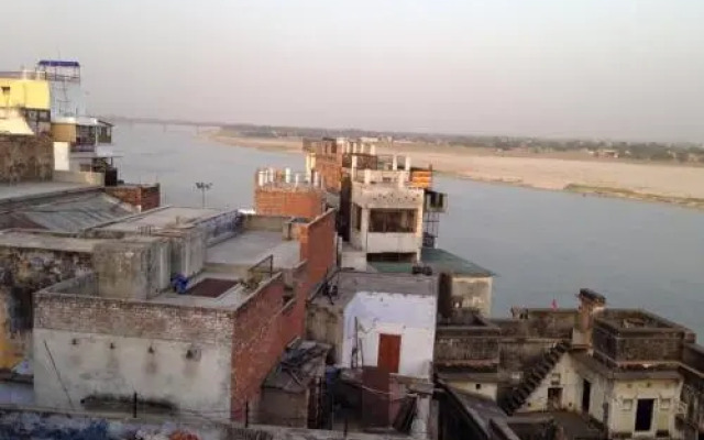 Mishra Guest House