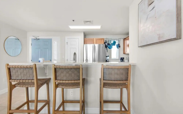 Emerald Dolphin Unit 1520