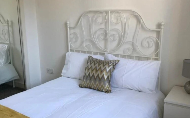 Apex Variety Gate Apartment