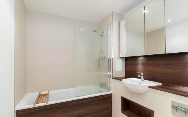 JOIVY Lovely Studio Flat with Terrace in Southeast London
