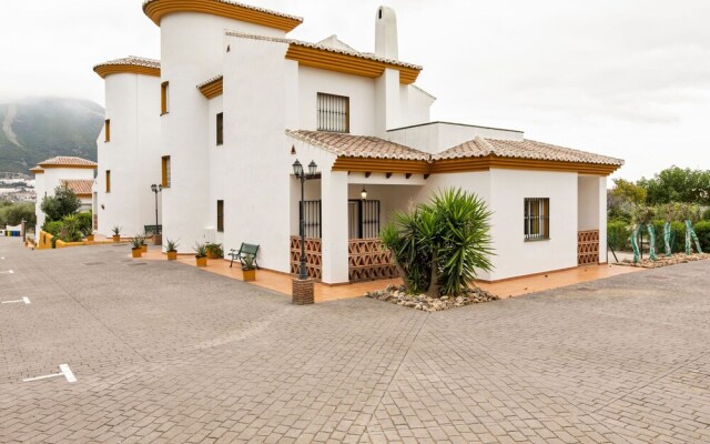 Soulful Apartment in Alcaucín With Swimming Pool