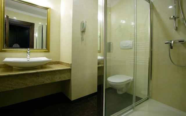 Arena Regia Hotel & Spa