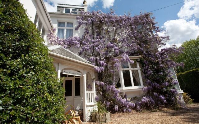 Fines Bayliwick Hotel