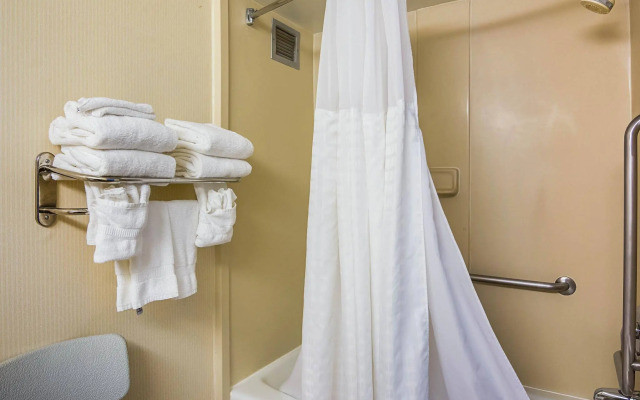 Comfort Inn - Springfield