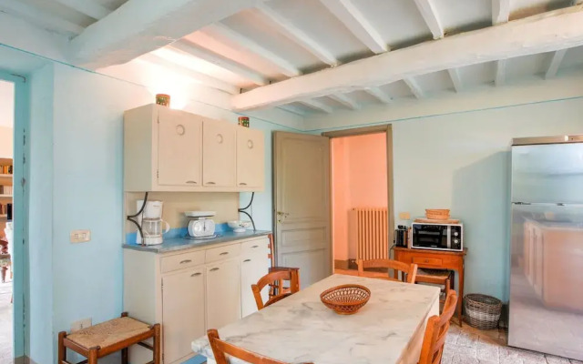 Spacious Villa in Sermugnano With Private Swimming Pool