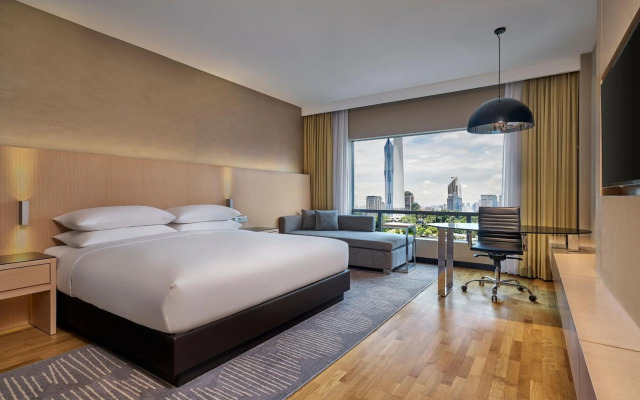 Renaissance Kuala Lumpur Hotel & Convention Centre