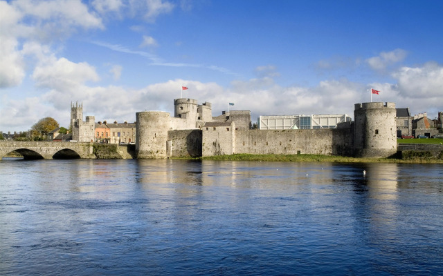 Park Inn by Radisson Shannon Airport