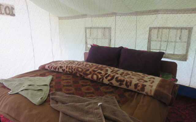 Camp BlueWaters - Pangong
