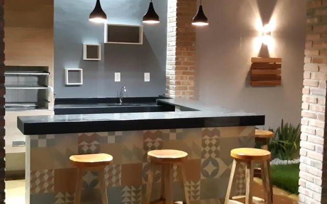 CASA COM PISCINA no CENTRO