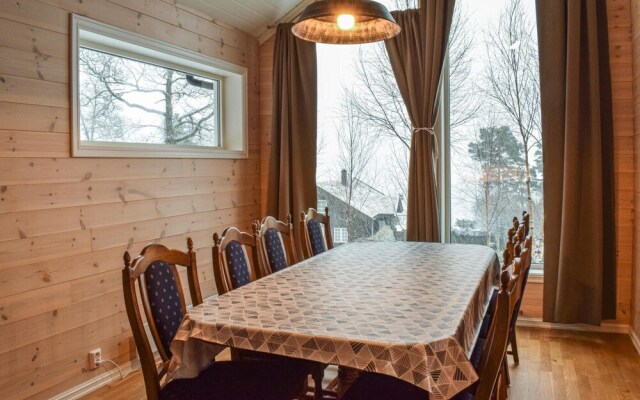 Beautiful Home in Jelsa With 3 Bedrooms