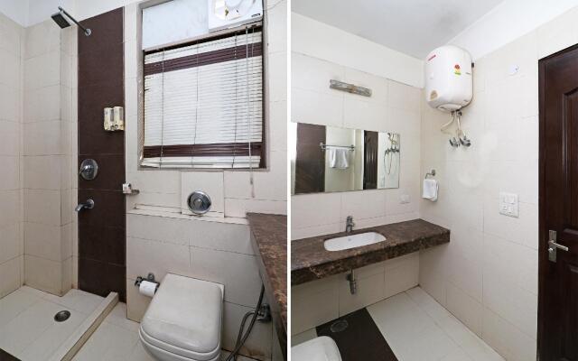 OYO 10171 Hotel Comfort Stay
