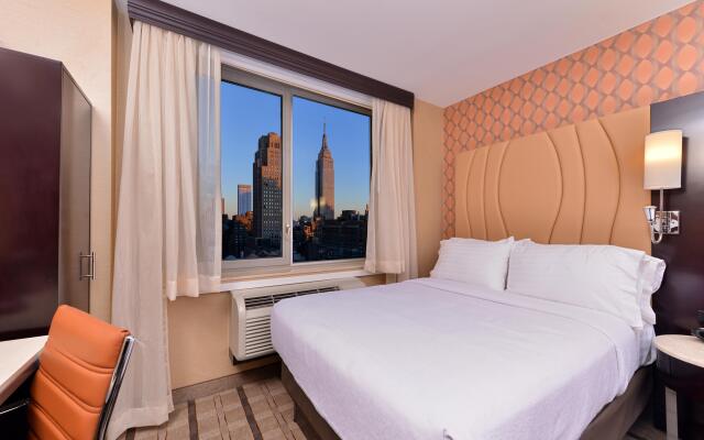 Holiday Inn New York City - Times Square, an IHG Hotel