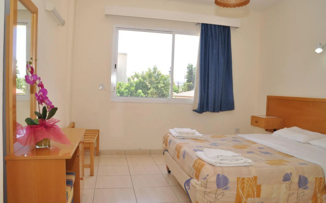 Mariela Hotel Apartments