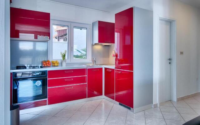 Seafront Suites Maja