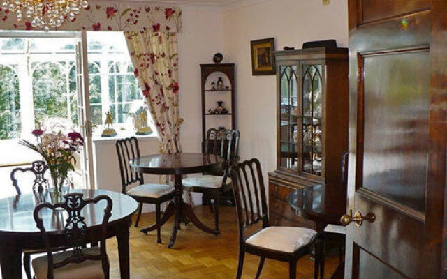 High Dalby House & Cottages
