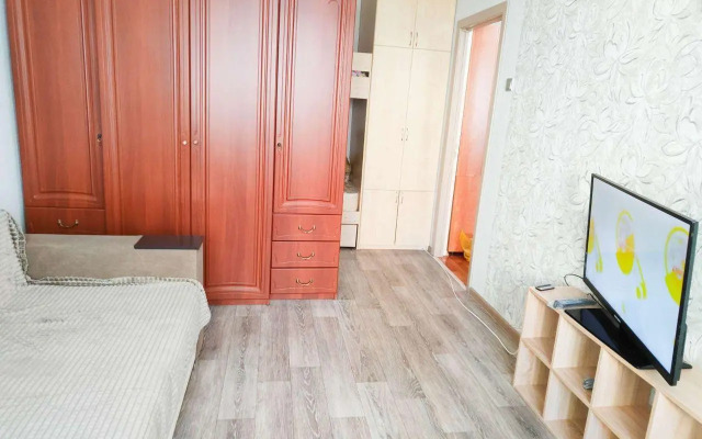 Apartments on Traktorostroiteley Avenue 16k2