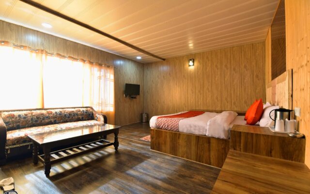 Heaven Touch By OYO Rooms