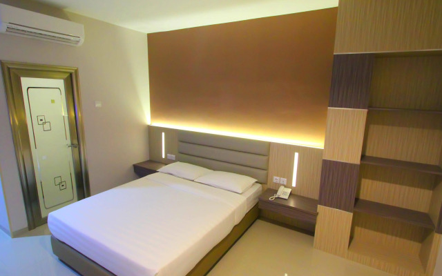 Lovina Inn Hotel Batam