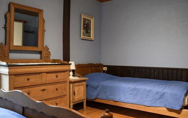 Attractive Chalet in Vielsalm With Large Garden