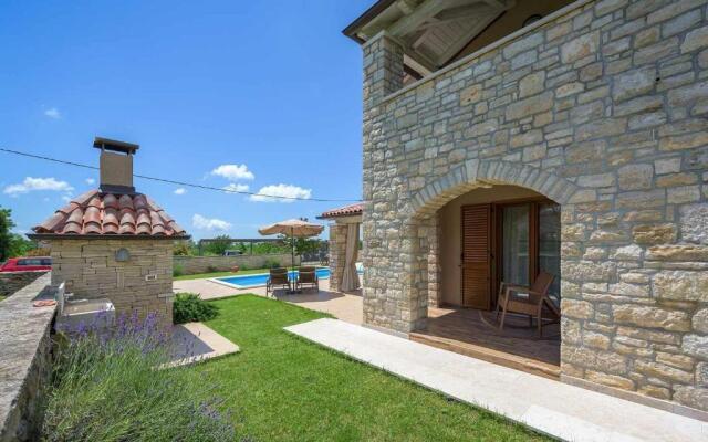Villa Neo