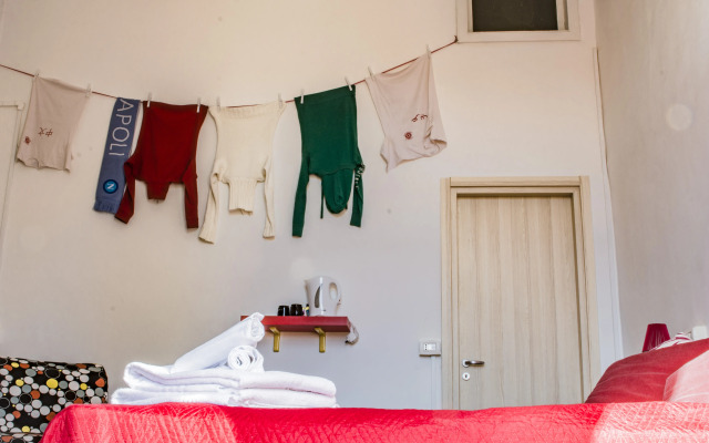 B&B Tecla