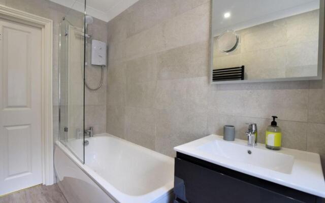 7 Coram Court